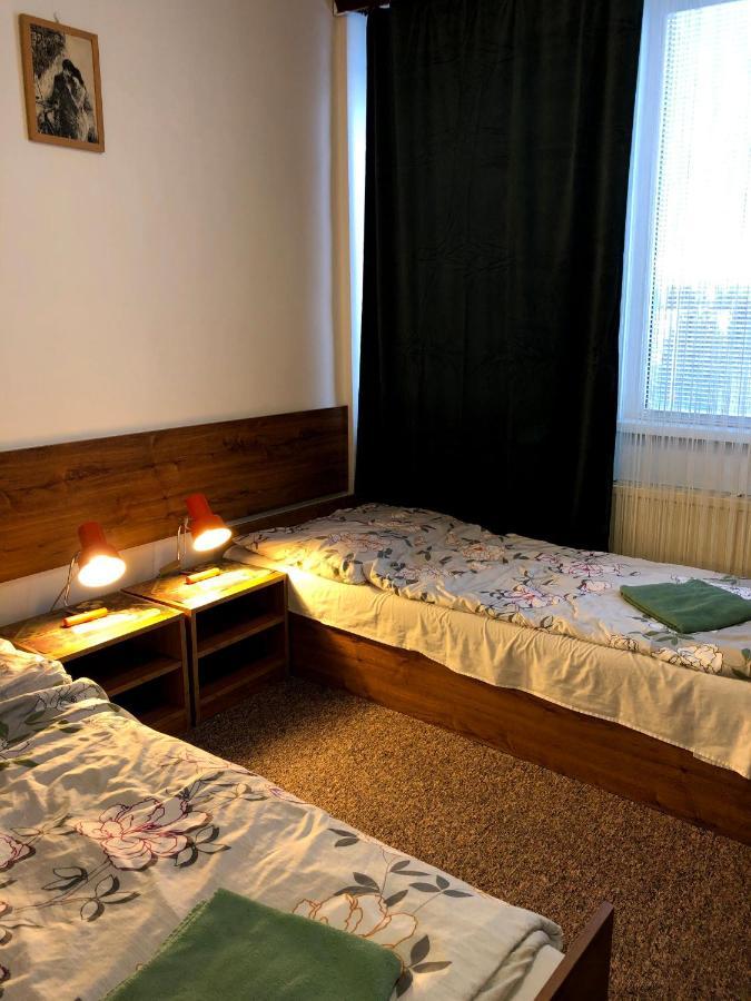 Penzion Saris Прешов Экстерьер фото